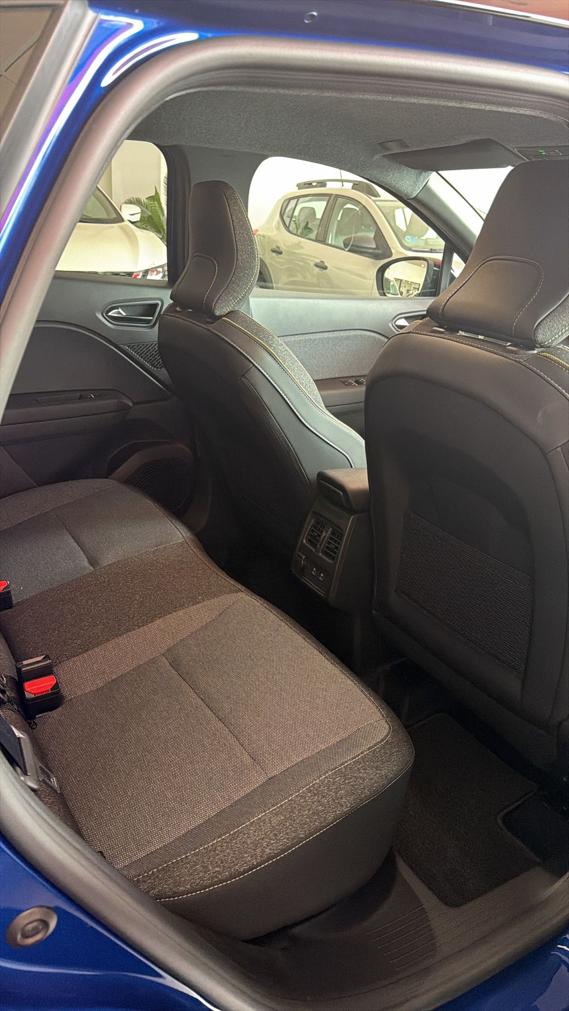 Renault Captur Techno E-tech Híbrido miniatura 8